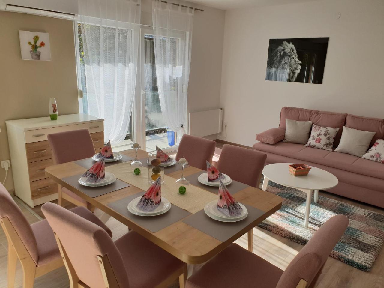 Lion Apartment Zagreb Extérieur photo